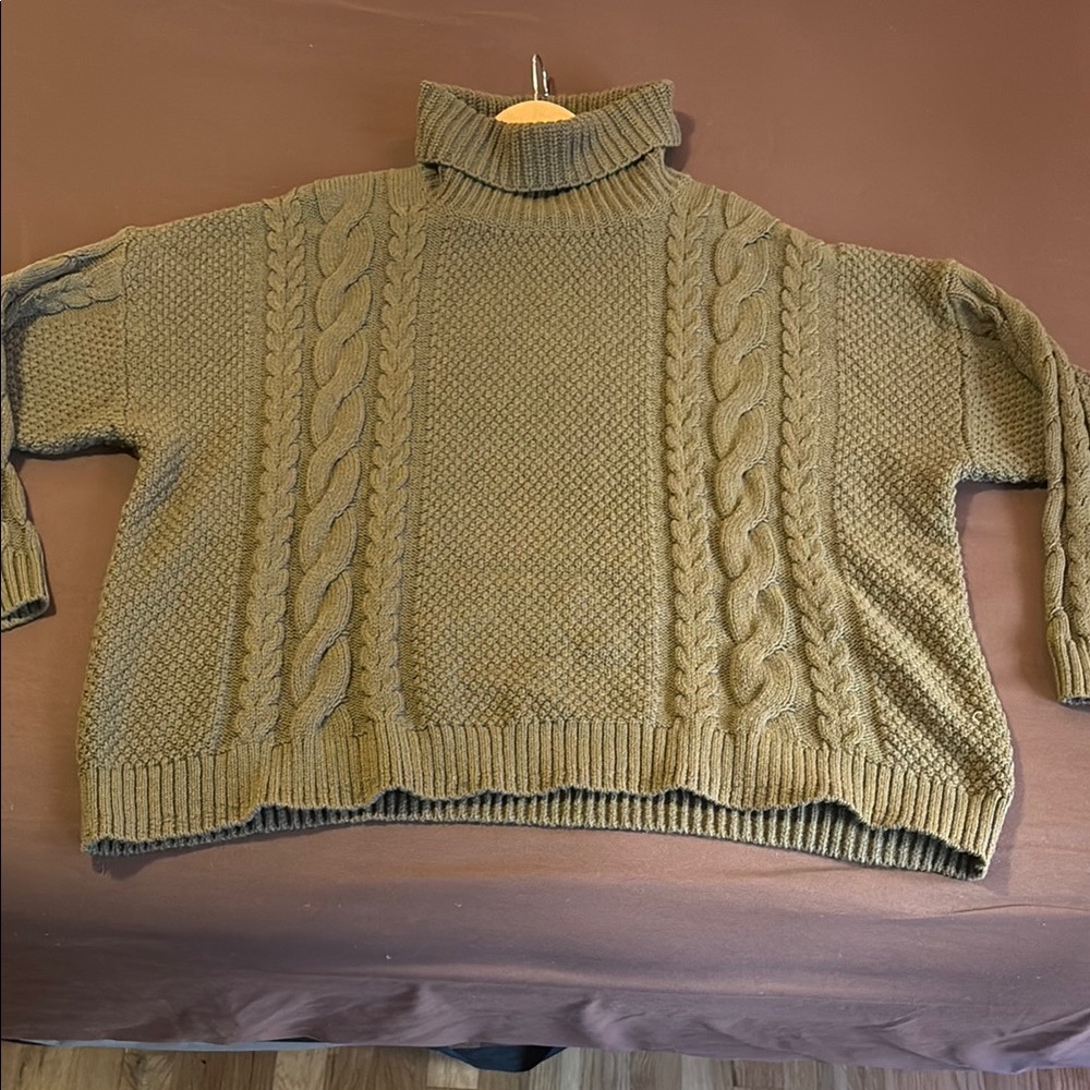 Madewell Green Cable Knit Turtleneck Sweater